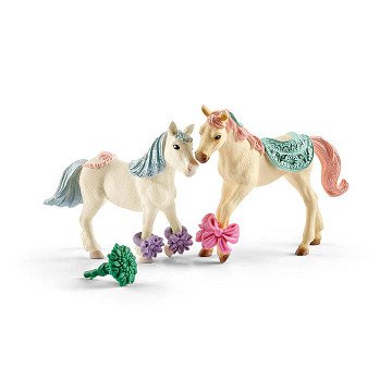 schleich Star Friends with Food