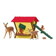 schleich FARM WORLD Feeding the Forest Animals 42658