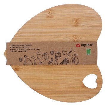 Heart-shaped cutting board