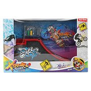 Finger Skateboard or BMX Bike with Skate Rink