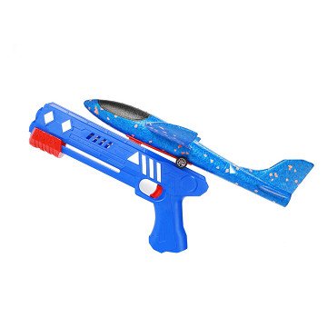 Schaumflugzeug starten
