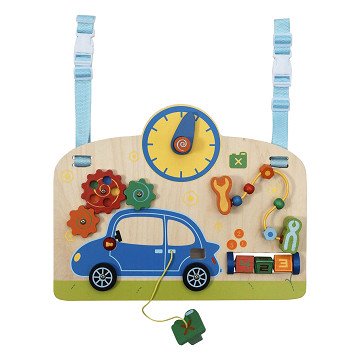 Garage mit Aktivitätsbrett aus Holz