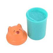 Capybara-Knete mit Ton im Eimer