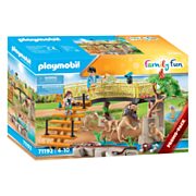 Playmobil Family Fun Lions in the Country Residence - 71192