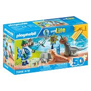 Playmobil My Life Feeding Animals - 71448
