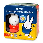 Miffy spielt Miffy