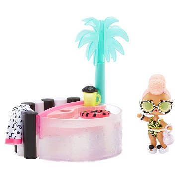 L.O.L. Surprise Furniture Playset - Hot Tub & Vacay Babay