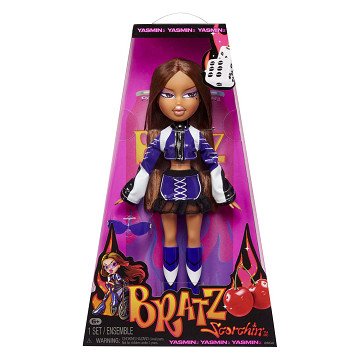 Bratz Scorchin' Fashion Doll - Yasmin