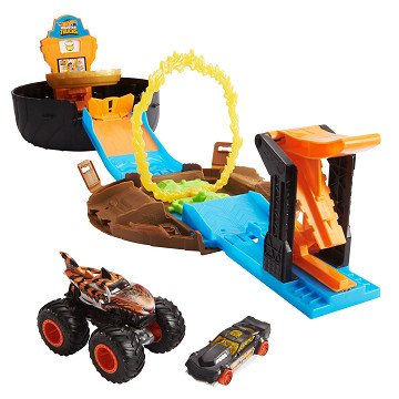 Hot Wheels Monster Trucks - Stunt Tires Playset