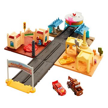 Disney Pixar Cars Radiator Springs Playset