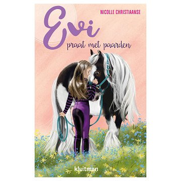 Evi praat met Paarden