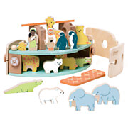 Classic World Wooden Noah's Ark Boat Building Set with Animals, 16dlg.