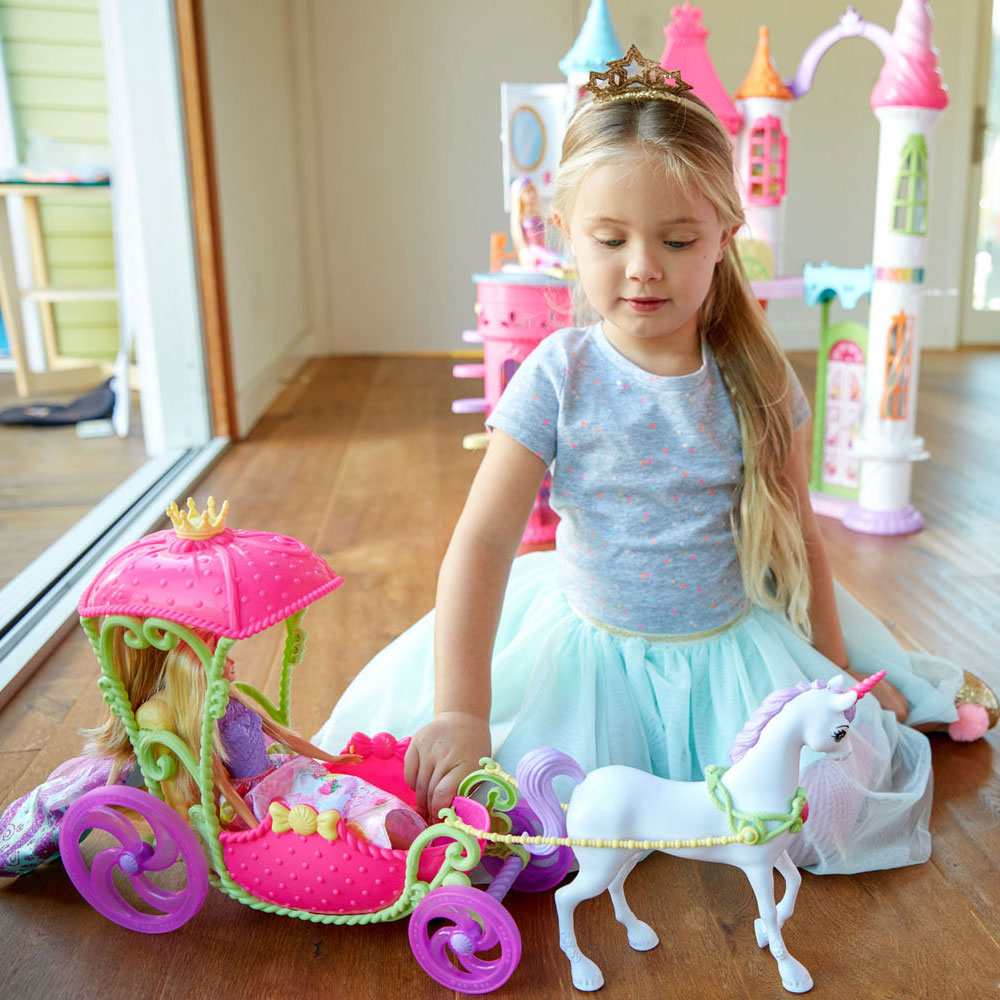 Cirkel schuintrekken Missionaris Barbie Dreamtopia - Prinses met Koets | Thimble Toys