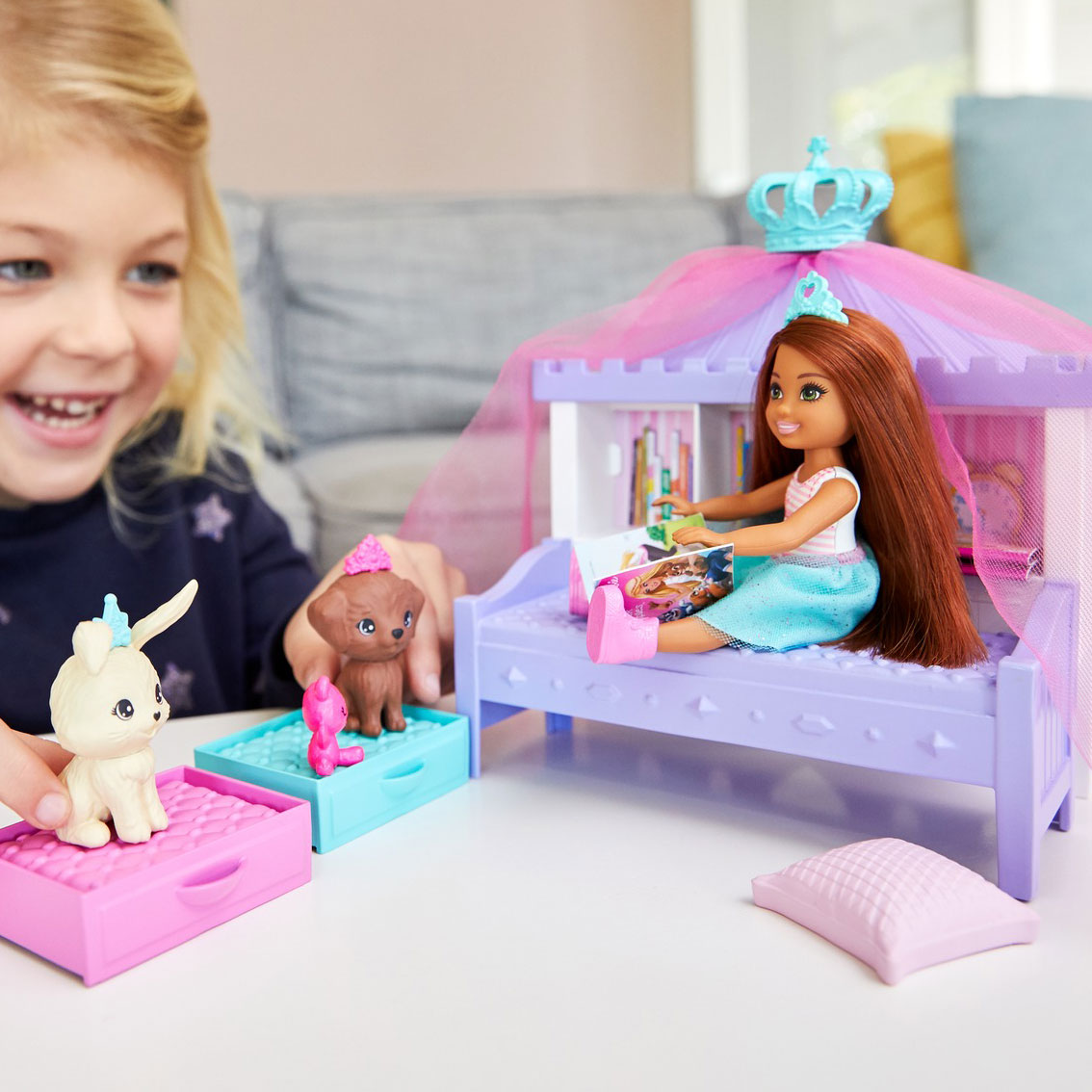 Barbie Adventure - Chelsea Friend Bedtime play set | Thimble Toys