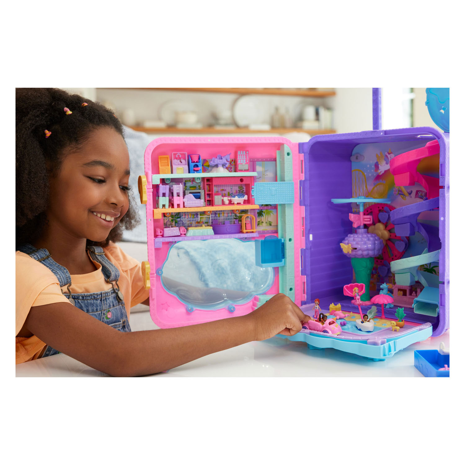 Monster High Polly Pocket Pollyville Resort Playset Rolling